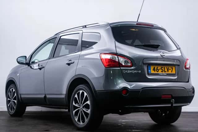 Nissan Qashqai (2011) thumbnail 5