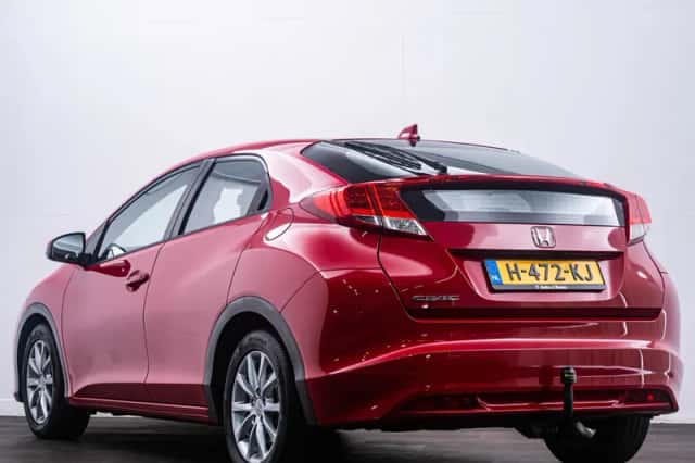 Honda Civic (2013) thumbnail 5
