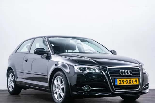 Audi A3 (2012) thumbnail 3