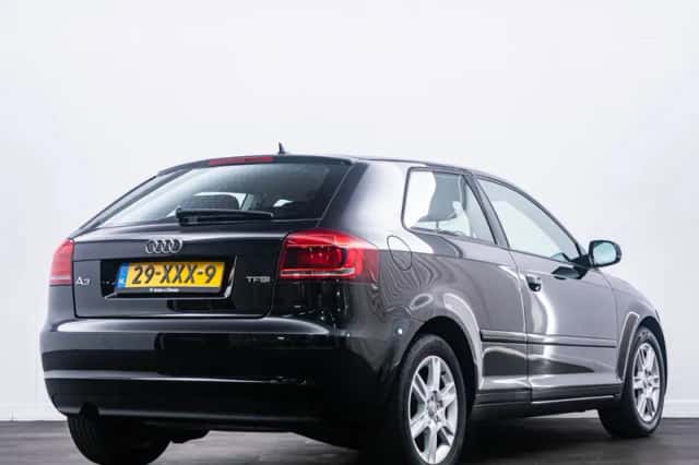 Audi A3 (2012) thumbnail 4