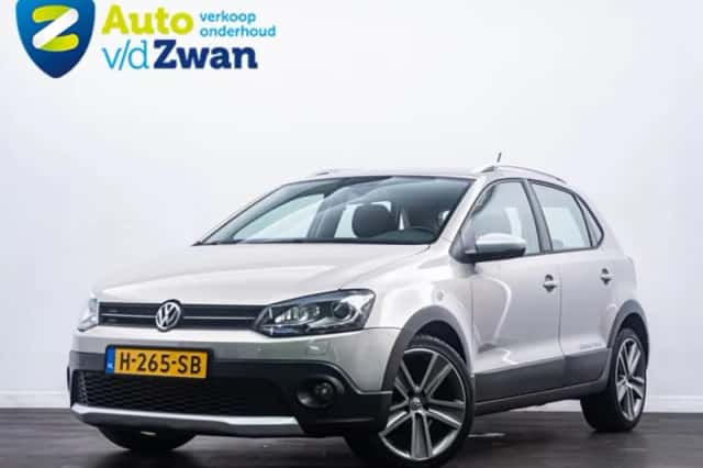 Volkswagen Polo (2011) thumbnail 1
