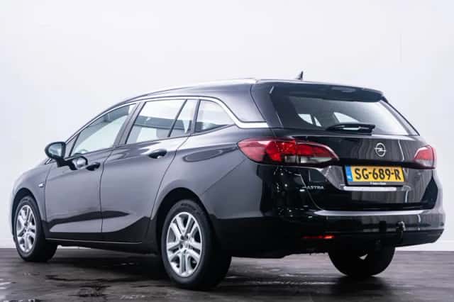 Opel Astra Sports Tourer (2018) thumbnail 5