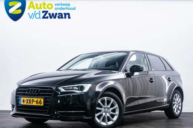 Audi A3 (2014) thumbnail 2