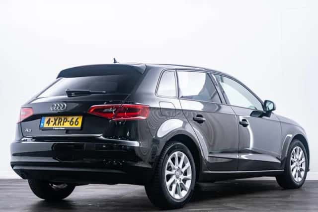 Audi A3 (2014) thumbnail 4