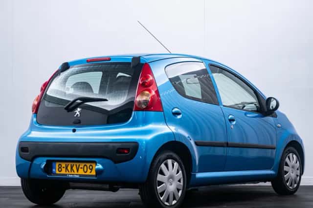 Peugeot 107 (2006) thumbnail 4