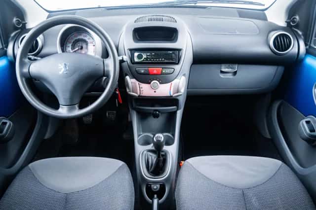 Peugeot 107 (2006) thumbnail 6