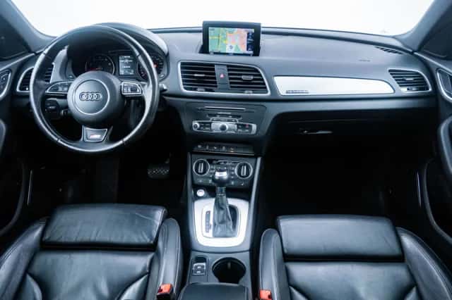 Audi Q3 (2015) thumbnail 6