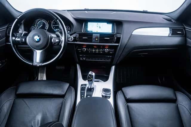 BMW X3 (2016) thumbnail 3
