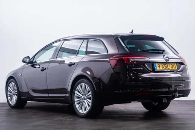 Opel Insignia Sports Tourer (2014) thumbnail 5