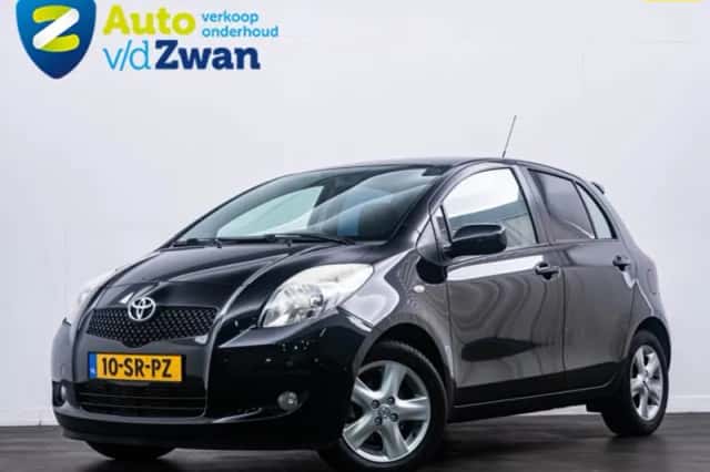 Toyota Yaris (2006) thumbnail 1