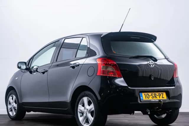 Toyota Yaris (2006) thumbnail 6