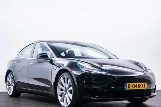 Tesla Model 3 (2019) thumbnail 5