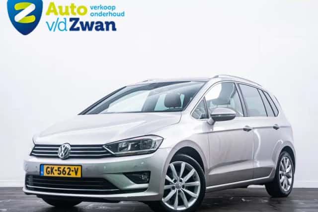 Volkswagen Golf Sportsvan (2015) thumbnail 2