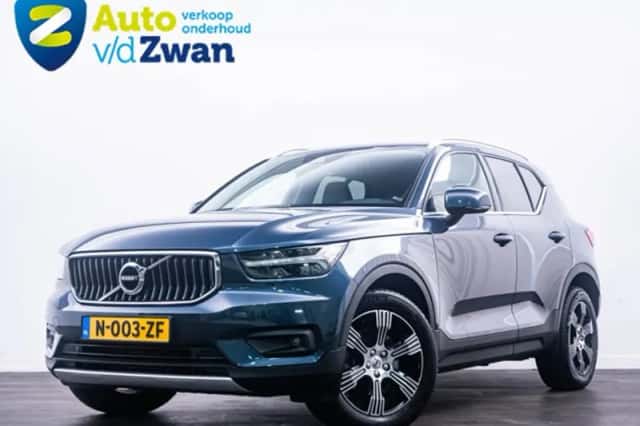 Volvo XC40 (2018) thumbnail 1