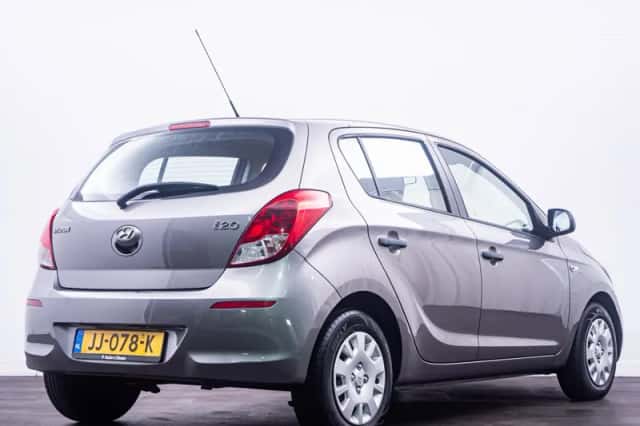 Hyundai i20 (2013) thumbnail 4