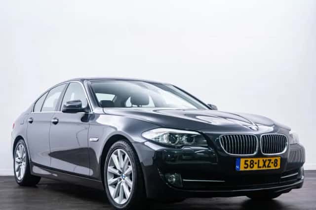 BMW 5-Serie (2010) thumbnail 4