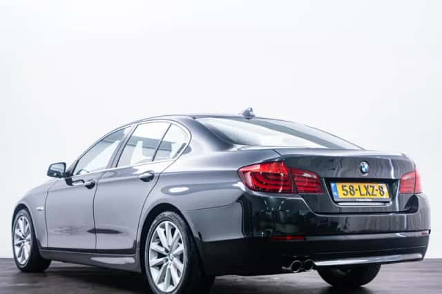 BMW 5-Serie (2010) thumbnail 5