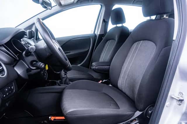 Fiat Punto (2014) thumbnail 6