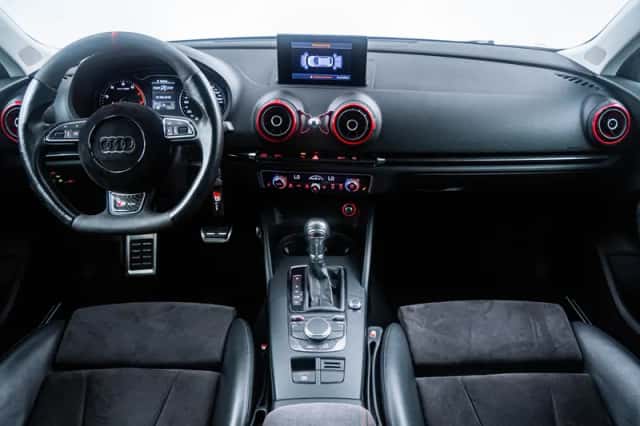 Audi A3 (2013) thumbnail 1