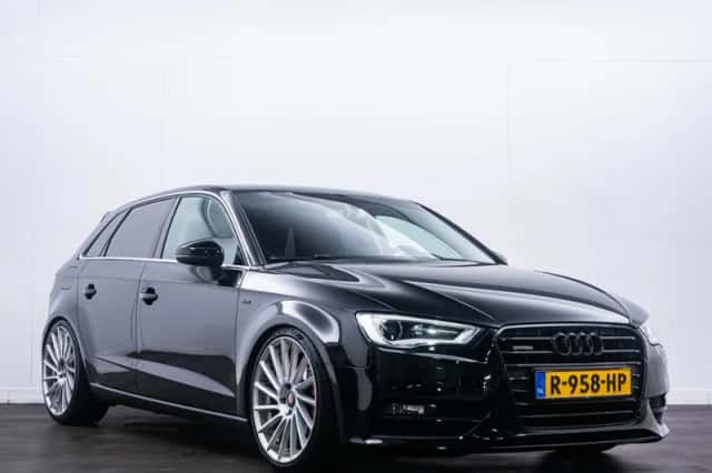 Audi A3 (2013) thumbnail 3