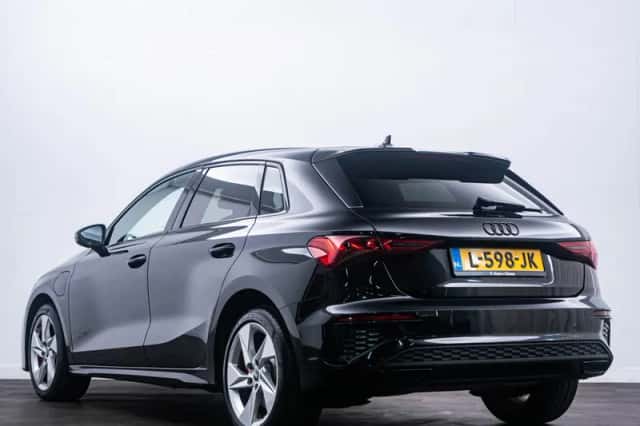 Audi A3 (2021) thumbnail 5