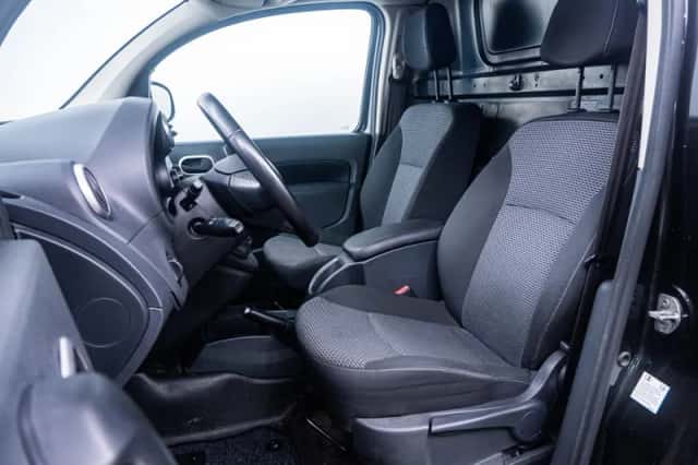 Mercedes-Benz Citan (2017) thumbnail 2