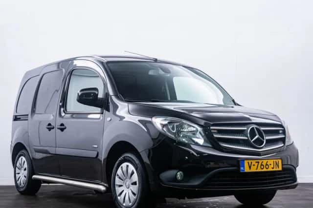 Mercedes-Benz Citan (2017) thumbnail 4