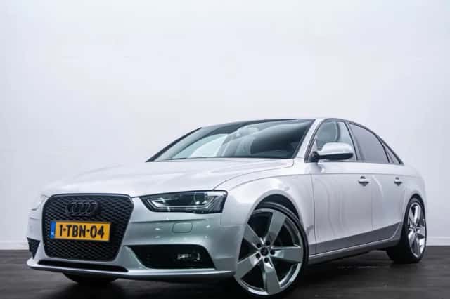 Audi A4 (2014) thumbnail 1