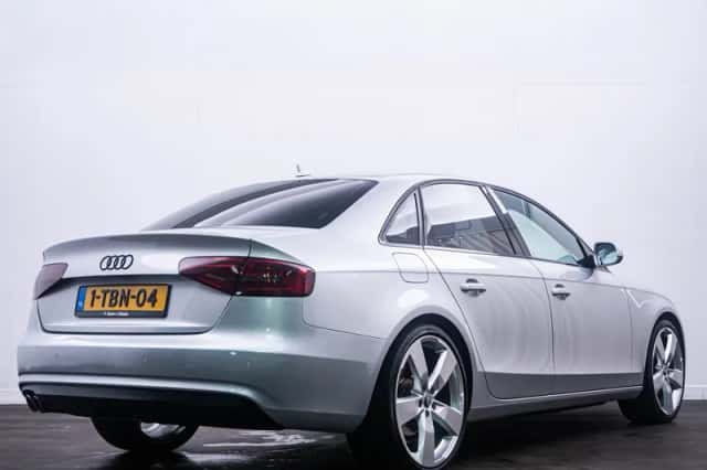 Audi A4 (2014) thumbnail 3