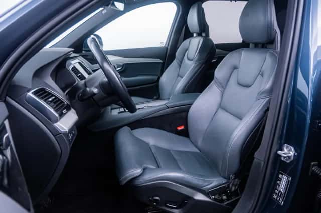 Volvo XC90 (2021) thumbnail 6