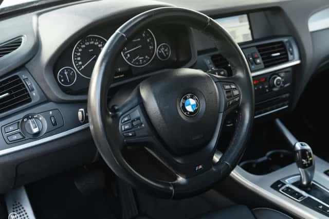 BMW X3 (2011) thumbnail 5