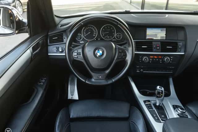 BMW X3 (2011) thumbnail 6