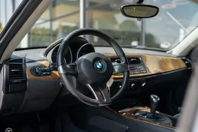BMW Z4 (2006) thumbnail 5