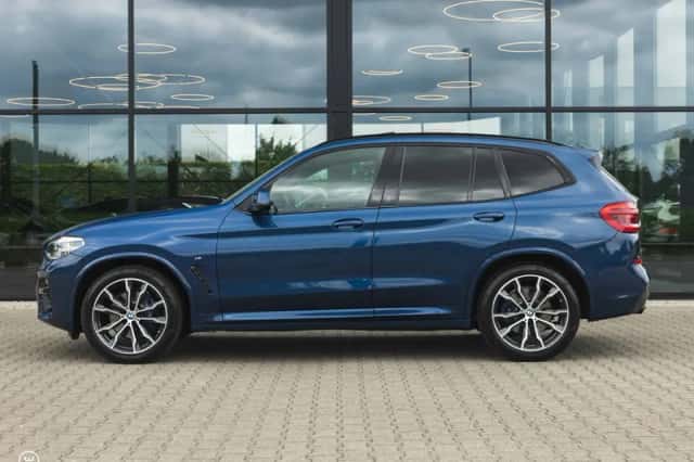 BMW X3 (2019) thumbnail 3