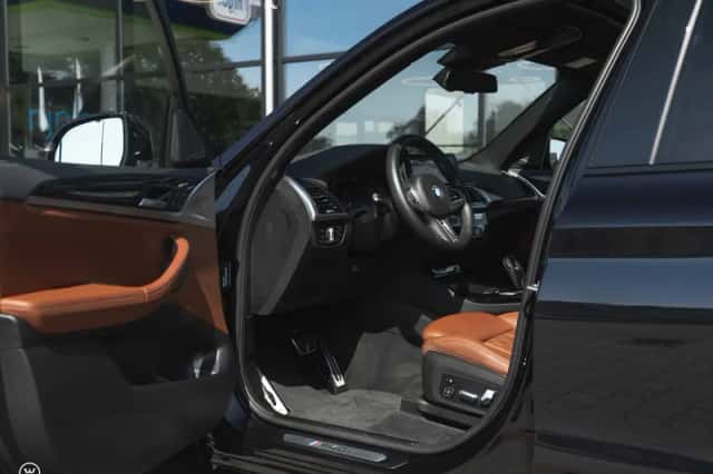 BMW X3 (2019) thumbnail 2