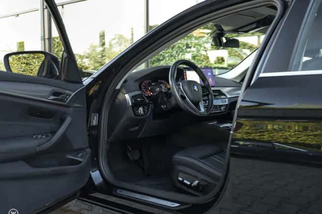 BMW 5-Serie (2022) thumbnail 2