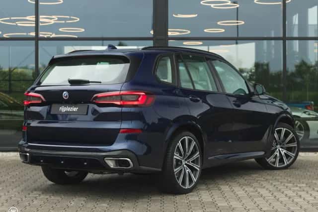 BMW X5 (2022) thumbnail 4