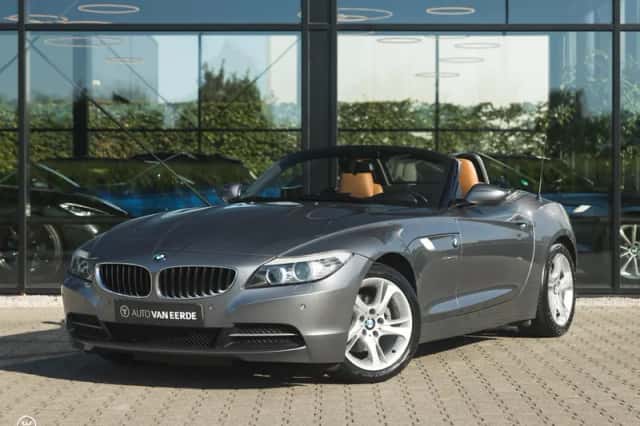 BMW Z4 (2011) thumbnail 1