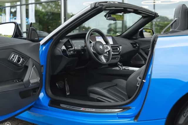 BMW Z4 (2021) thumbnail 2