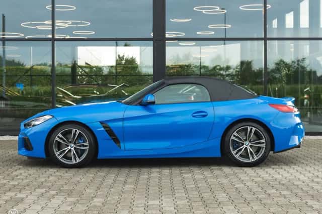 BMW Z4 (2021) thumbnail 3