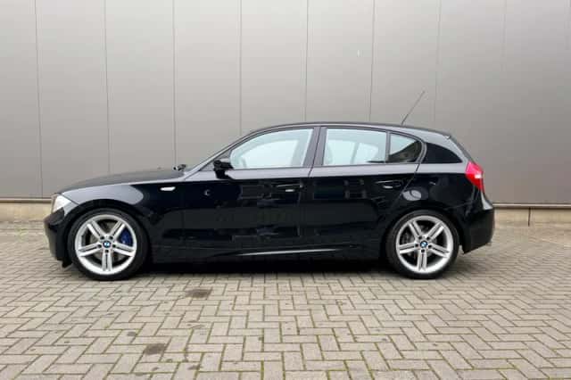 BMW 1-Serie (2008) thumbnail 2