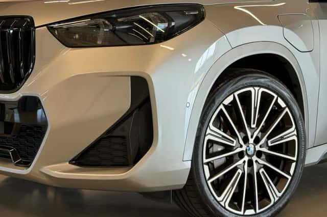 BMW X1 (2025) thumbnail 3