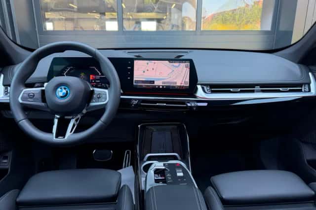BMW X1 (2025) thumbnail 6
