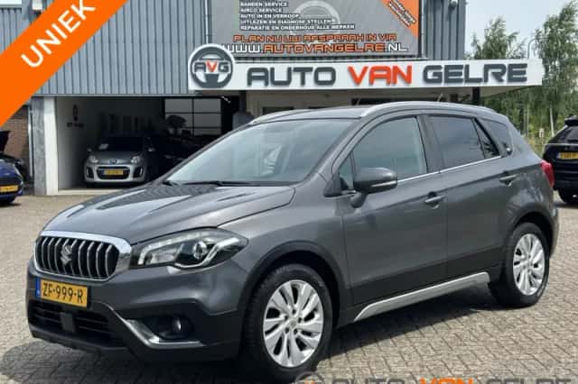 Suzuki S-Cross (2019) thumbnail 1