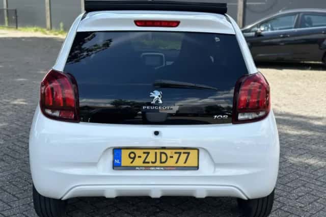 Peugeot 108 (2015) thumbnail 4