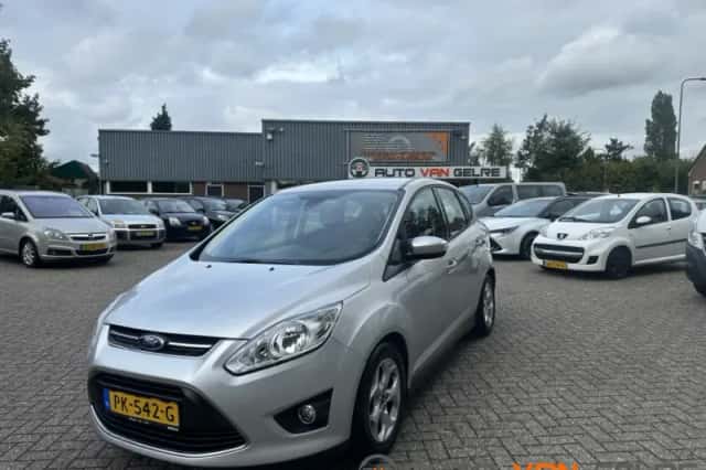 Ford C-Max (2015) thumbnail 1