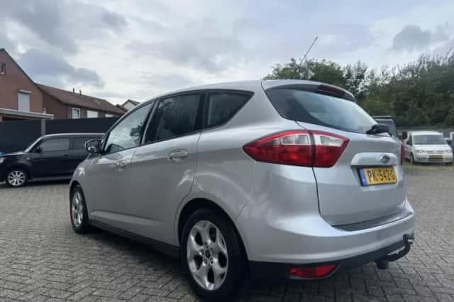 Ford C-Max (2015) thumbnail 5