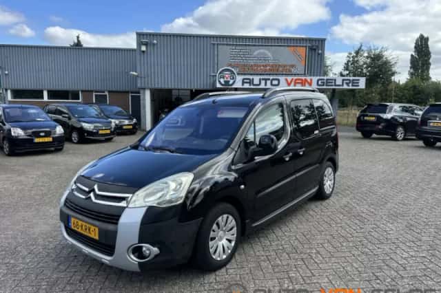 Citroën Berlingo (2010) thumbnail 1