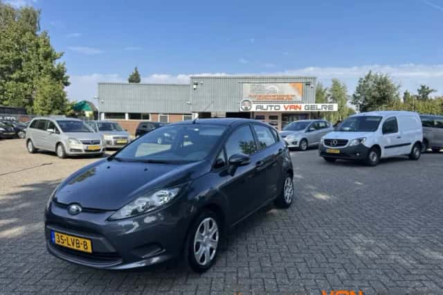 Ford Fiesta (2010) thumbnail 1