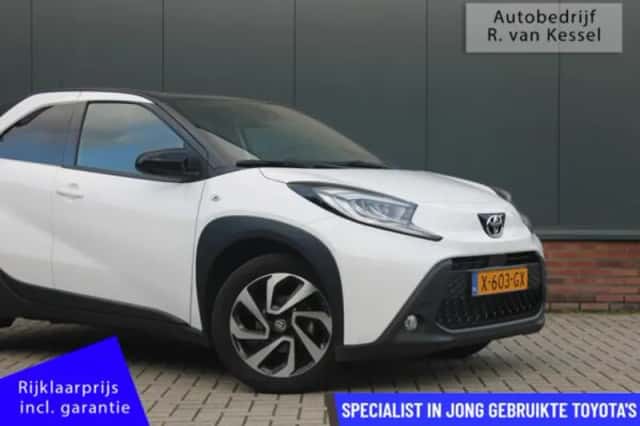 Toyota Aygo X (2023) thumbnail 2